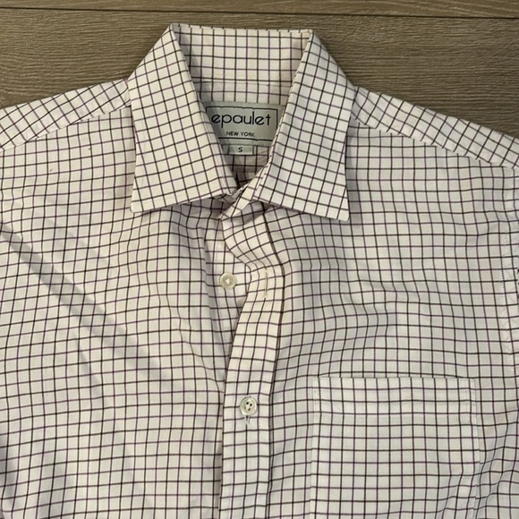 Pair of Epaulet long sleeve button downs - Picture 6 of 7